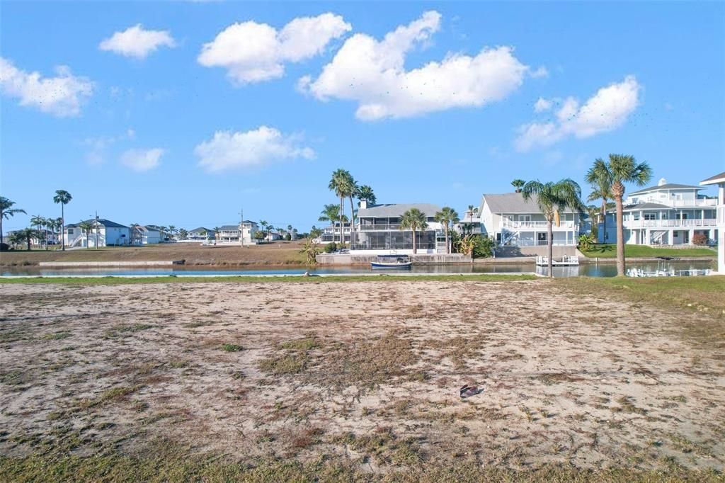 En Venta: $80,000 (0.17 acres)