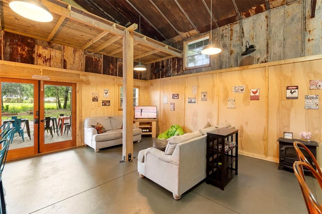 待售: $1,500,000 (8 贝兹, 4 浴室, 4450 平方英尺)