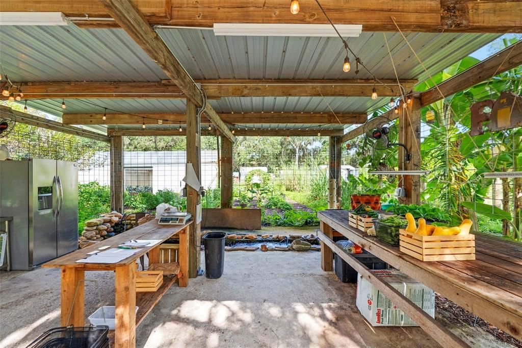 待售: $1,500,000 (8 贝兹, 4 浴室, 4450 平方英尺)