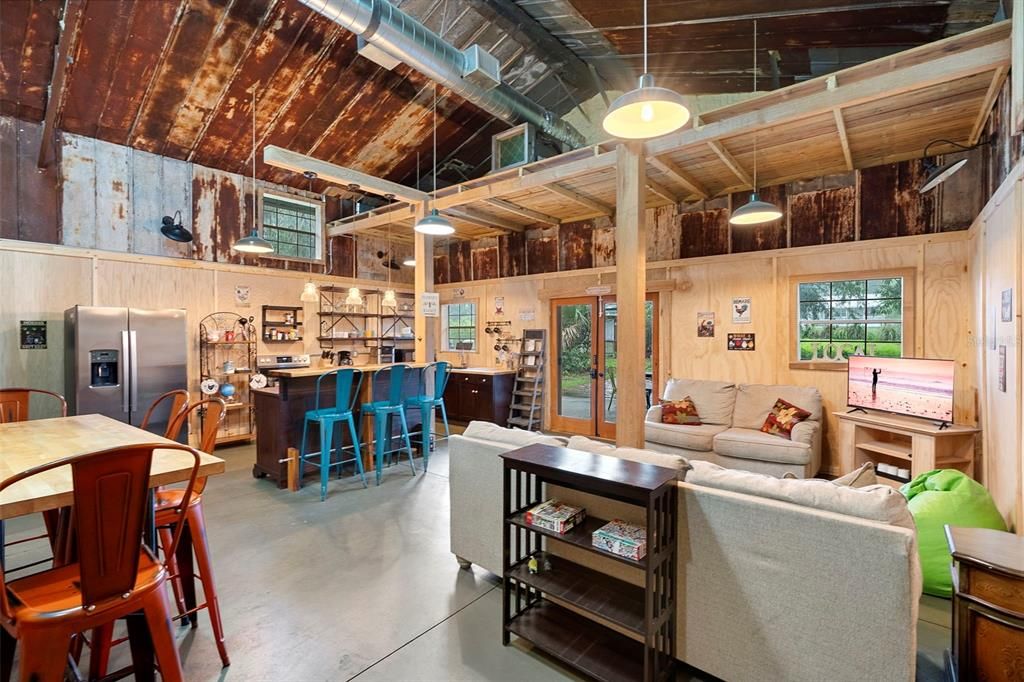 待售: $1,500,000 (8 贝兹, 4 浴室, 4450 平方英尺)