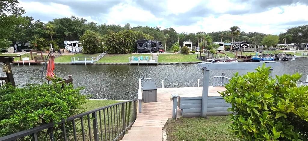 На продажу: $319,000 (0.07 acres)