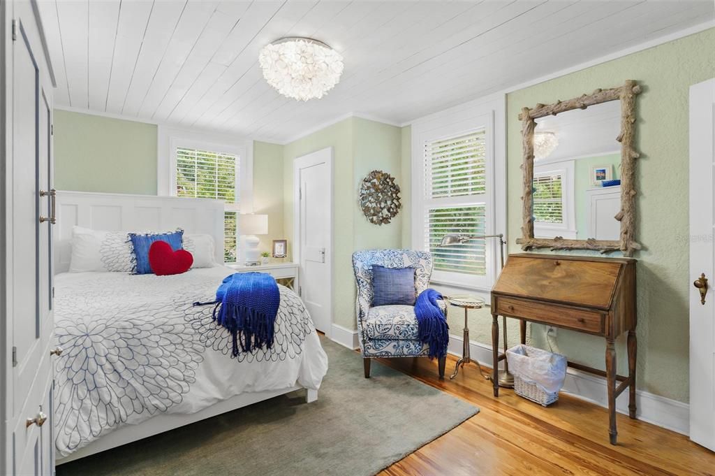 待售: $895,000 (4 贝兹, 3 浴室, 2751 平方英尺)