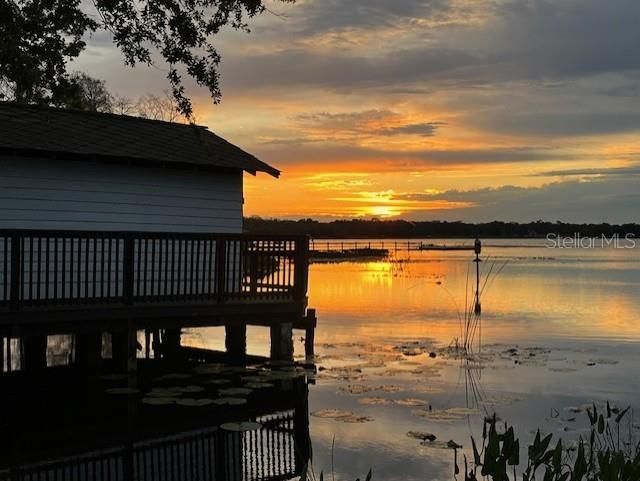 待售: $895,000 (4 贝兹, 3 浴室, 2751 平方英尺)