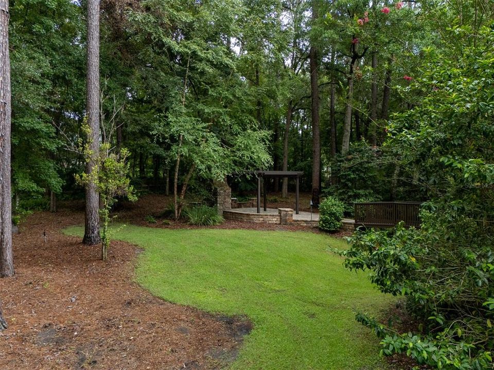 合同活跃: $790,000 (4 贝兹, 3 浴室, 3720 平方英尺)