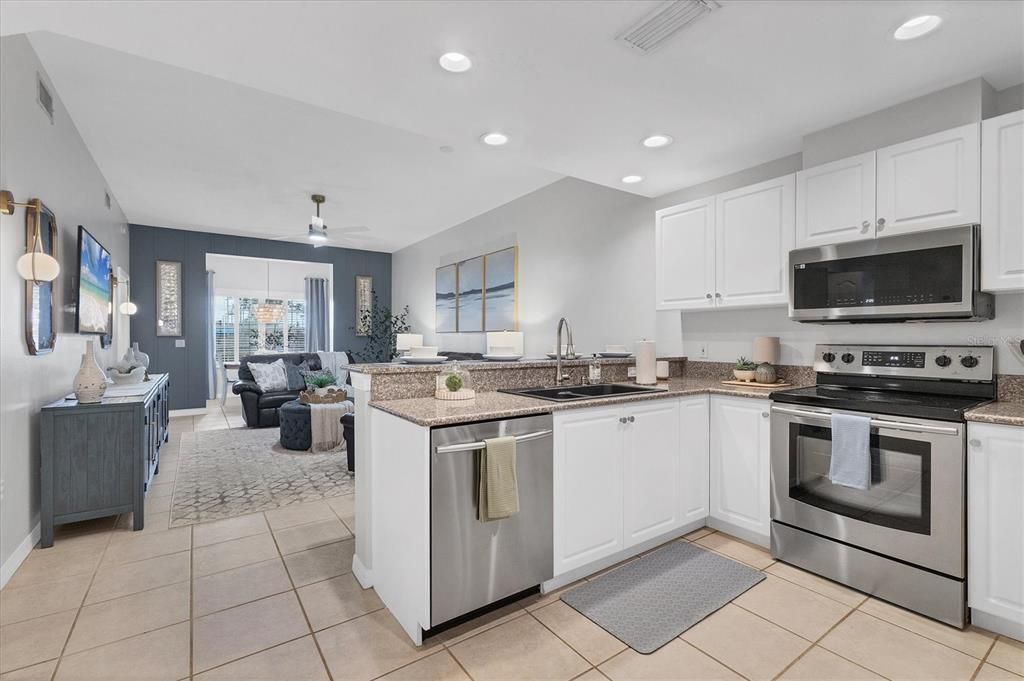 В аренду: $3,500 (2 спален, 2 ванн, 1215 Квадратных фут)