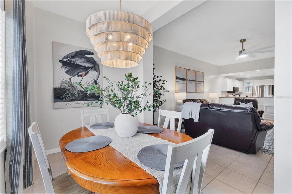 В аренду: $3,500 (2 спален, 2 ванн, 1215 Квадратных фут)