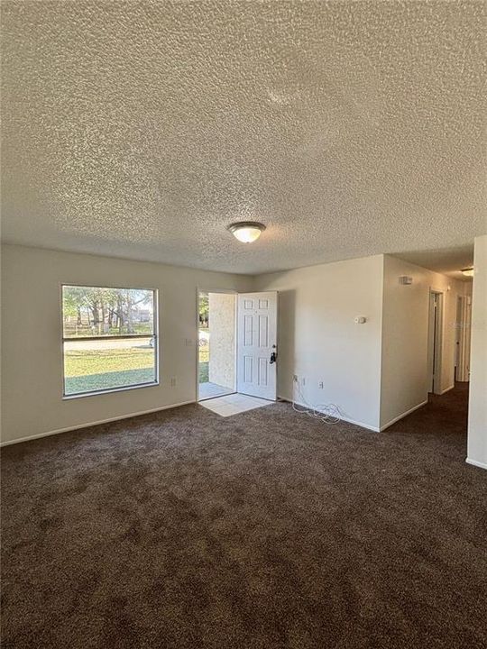 В аренду: $1,450 (3 спален, 2 ванн, 1047 Квадратных фут)