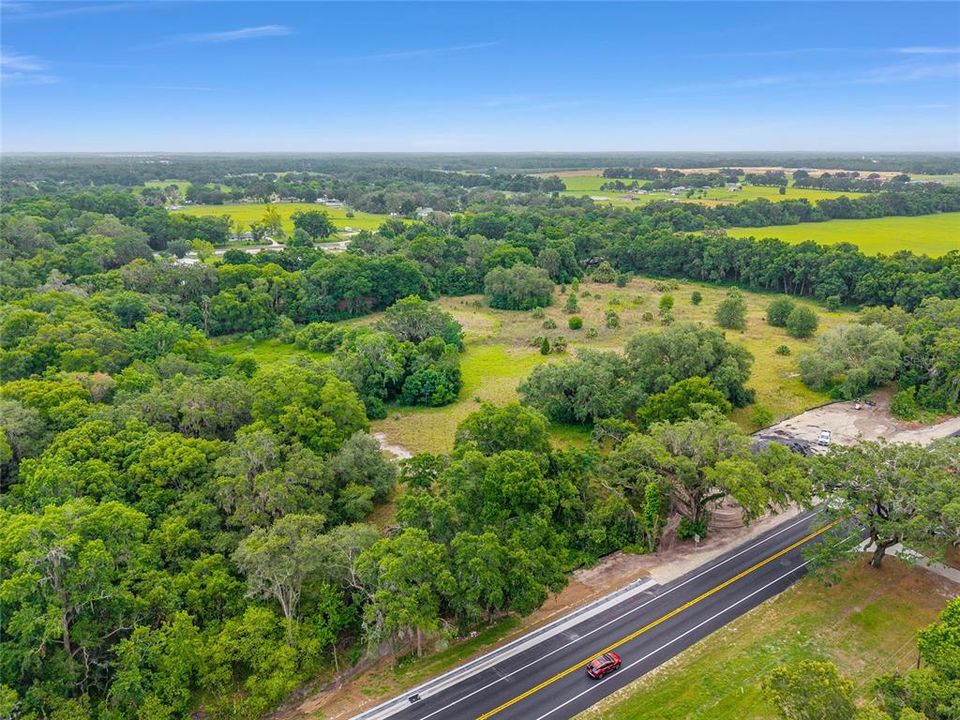 待售: $800,000 (16.23 acres)