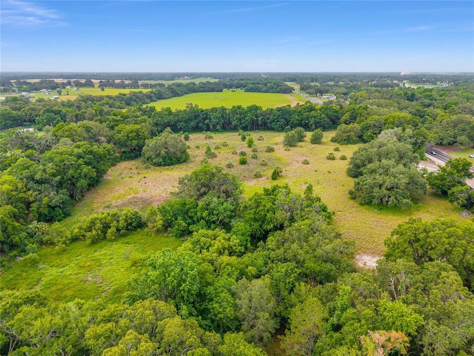 待售: $800,000 (16.23 acres)