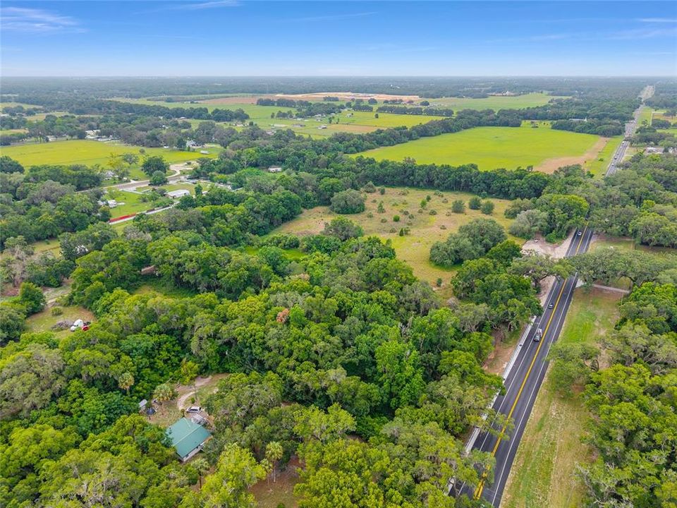 待售: $800,000 (16.23 acres)