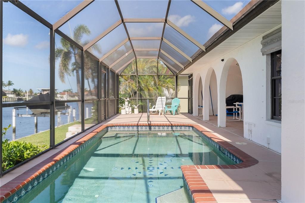 Active With Contract: $549,900 (3 beds, 2 baths, 2083 Square Feet)