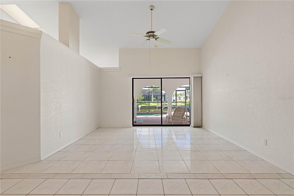Active With Contract: $549,900 (3 beds, 2 baths, 2083 Square Feet)