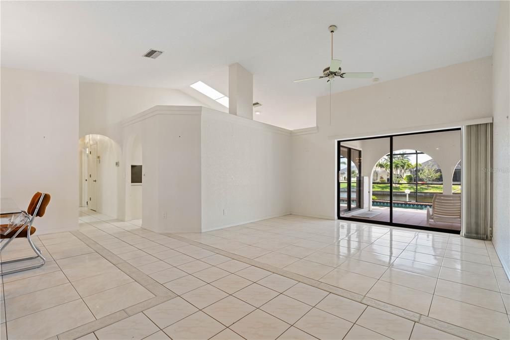 Active With Contract: $549,900 (3 beds, 2 baths, 2083 Square Feet)