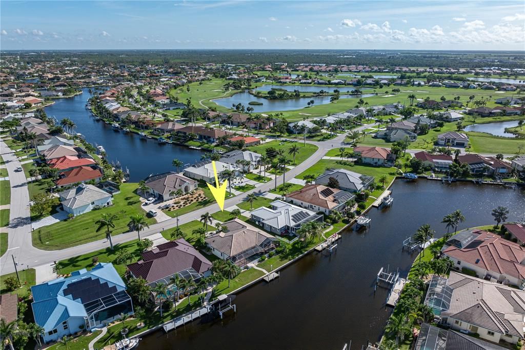 Active With Contract: $549,900 (3 beds, 2 baths, 2083 Square Feet)