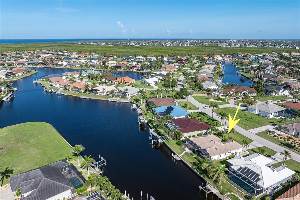 Active With Contract: $549,900 (3 beds, 2 baths, 2083 Square Feet)