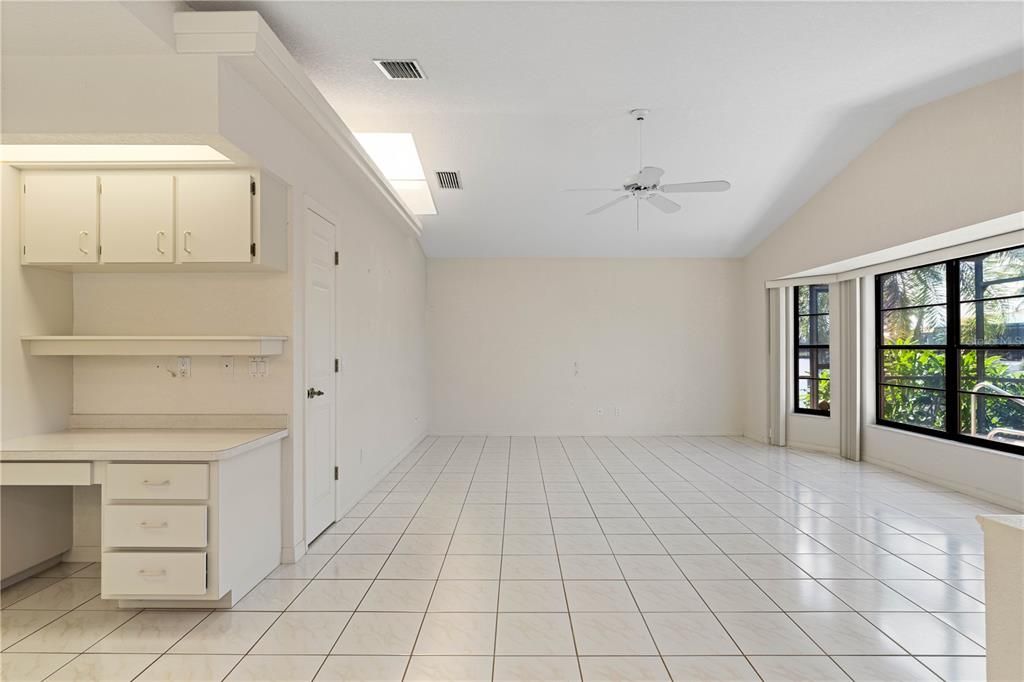 Active With Contract: $549,900 (3 beds, 2 baths, 2083 Square Feet)