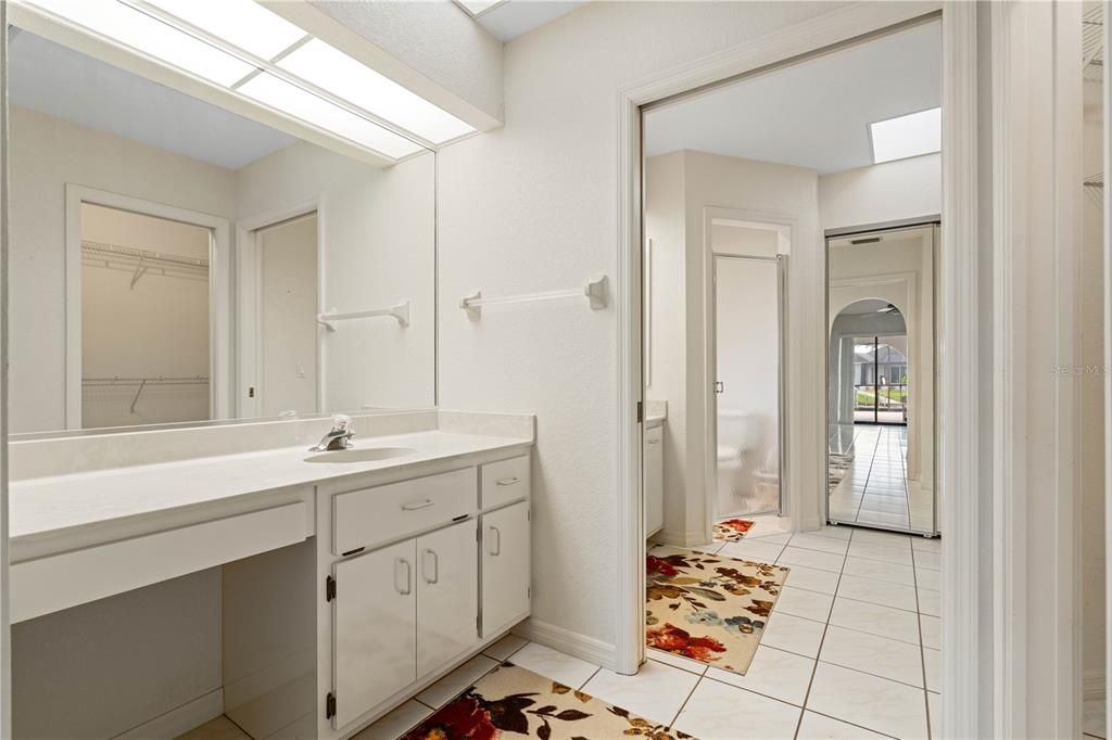 Active With Contract: $549,900 (3 beds, 2 baths, 2083 Square Feet)