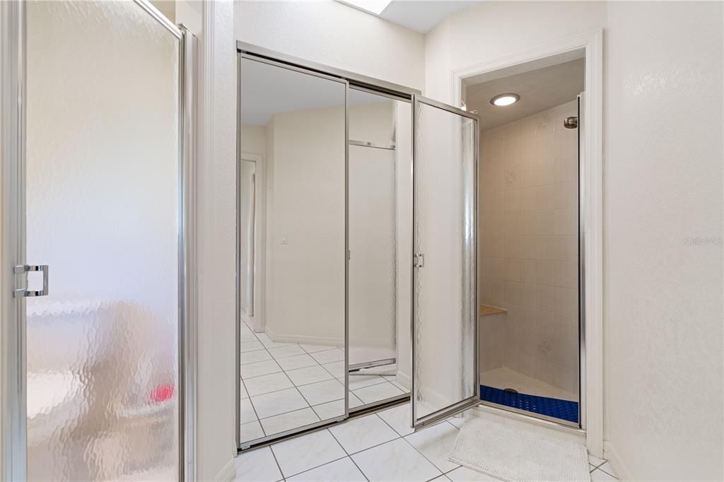 Active With Contract: $549,900 (3 beds, 2 baths, 2083 Square Feet)