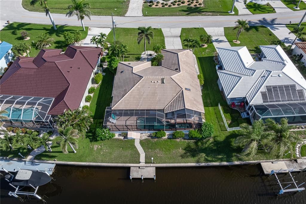 Active With Contract: $549,900 (3 beds, 2 baths, 2083 Square Feet)