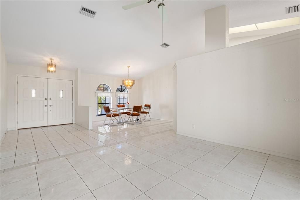 Active With Contract: $549,900 (3 beds, 2 baths, 2083 Square Feet)