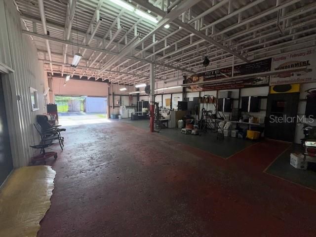 Activo con contrato: $1,300,000 (0 camas, 0 baños, 4361 Pies cuadrados)