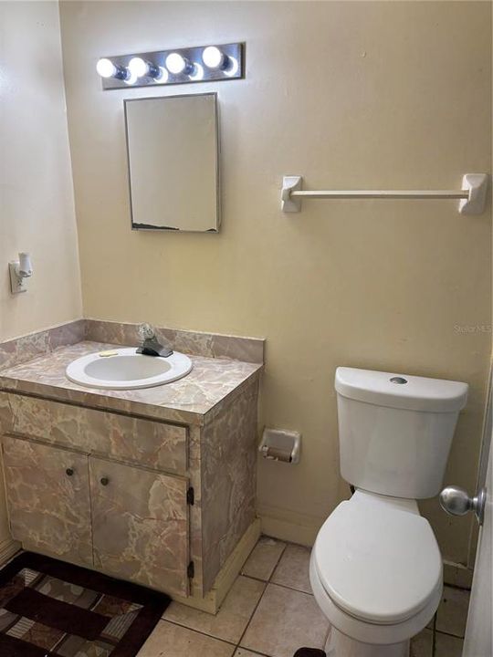 Под контрактом: $190,000 (3 спален, 2 ванн, 1292 Квадратных фут)