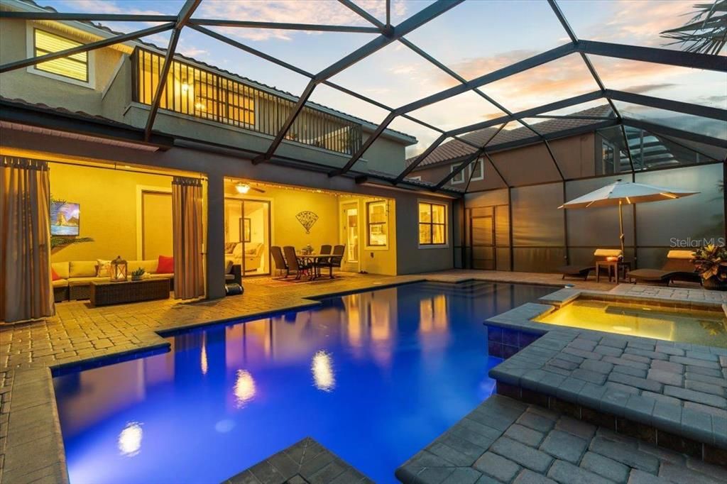 На продажу: $1,179,000 (5 спален, 3 ванн, 4191 Квадратных фут)