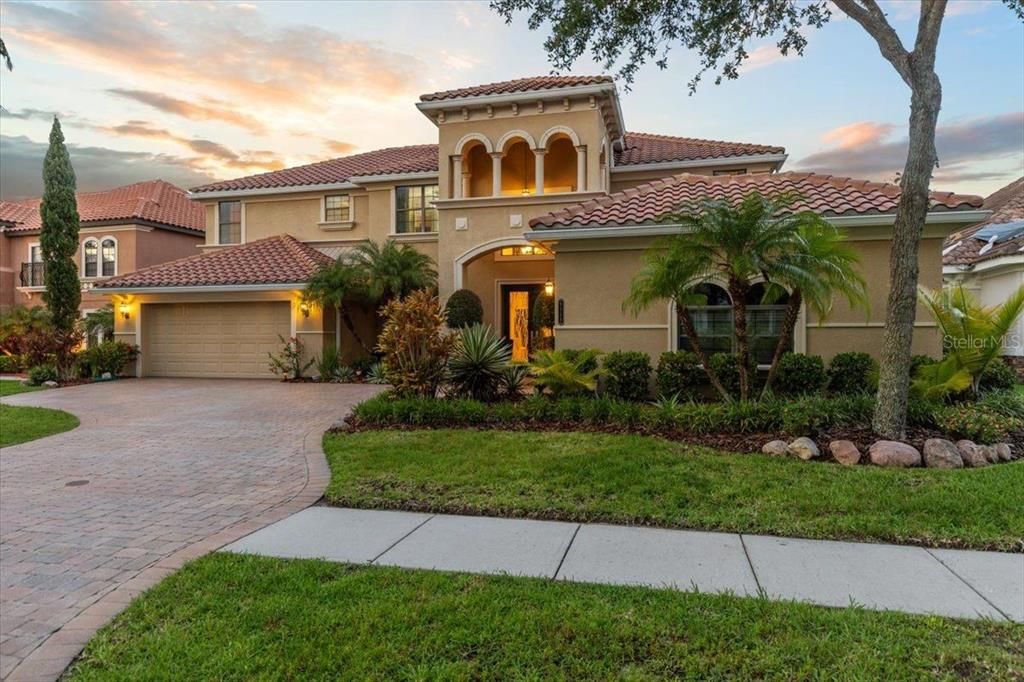 На продажу: $1,179,000 (5 спален, 3 ванн, 4191 Квадратных фут)