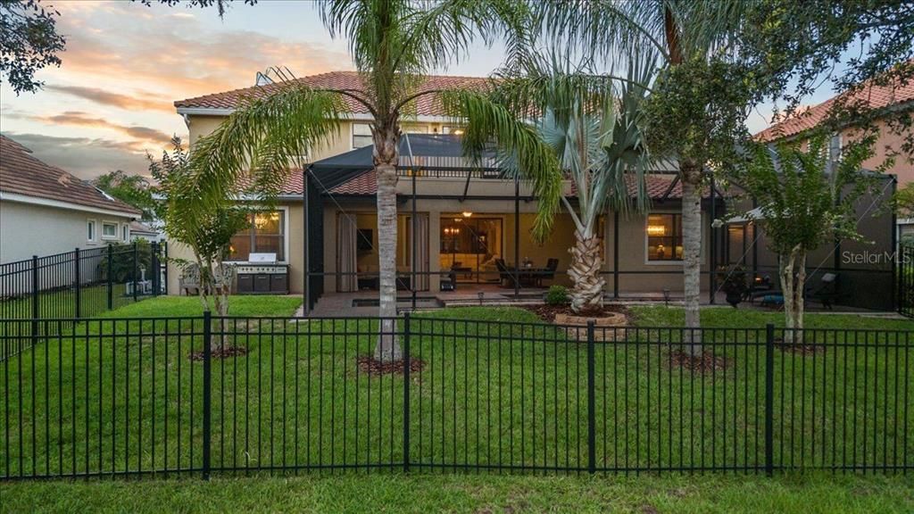 На продажу: $1,179,000 (5 спален, 3 ванн, 4191 Квадратных фут)