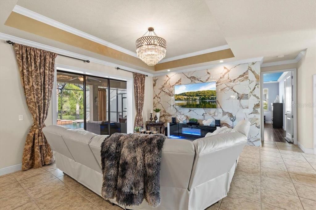 На продажу: $1,179,000 (5 спален, 3 ванн, 4191 Квадратных фут)