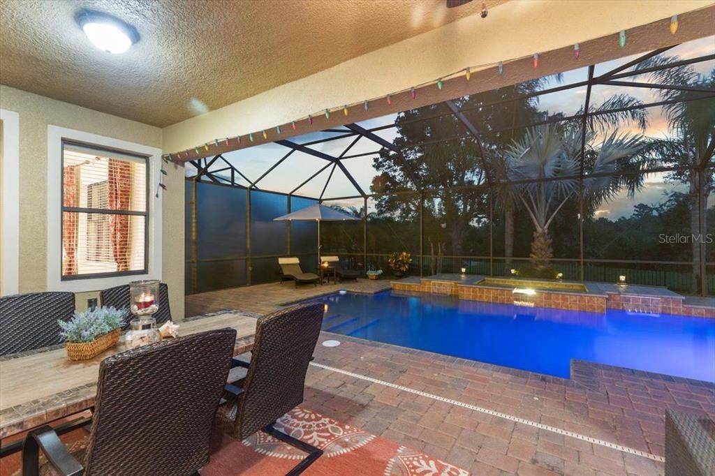 На продажу: $1,179,000 (5 спален, 3 ванн, 4191 Квадратных фут)