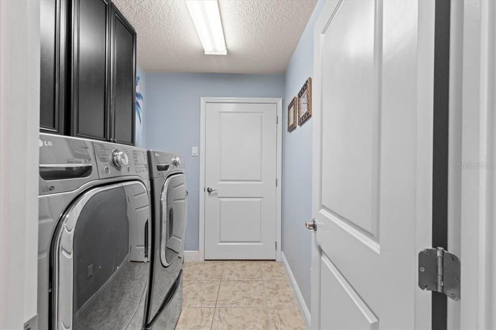 На продажу: $1,179,000 (5 спален, 3 ванн, 4191 Квадратных фут)