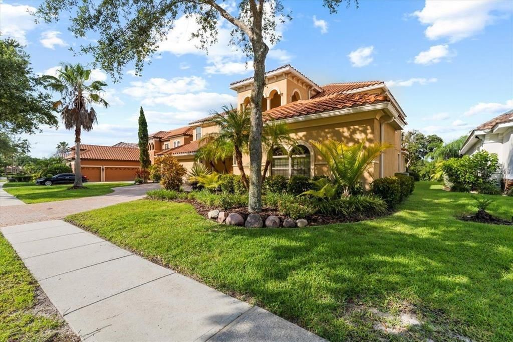 На продажу: $1,179,000 (5 спален, 3 ванн, 4191 Квадратных фут)