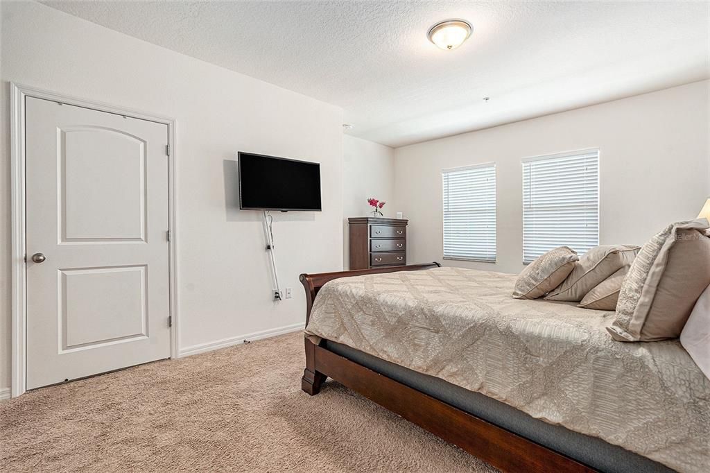 待售: $281,500 (3 贝兹, 2 浴室, 1652 平方英尺)