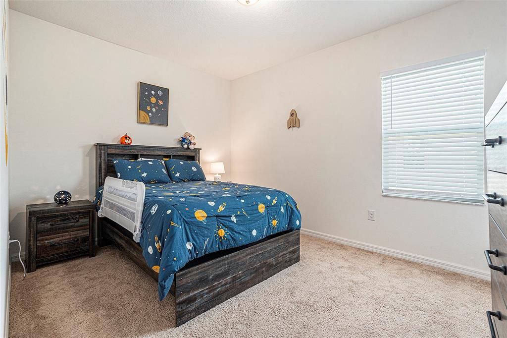 待售: $281,500 (3 贝兹, 2 浴室, 1652 平方英尺)