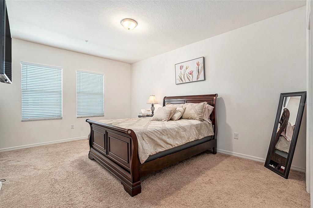 待售: $281,500 (3 贝兹, 2 浴室, 1652 平方英尺)