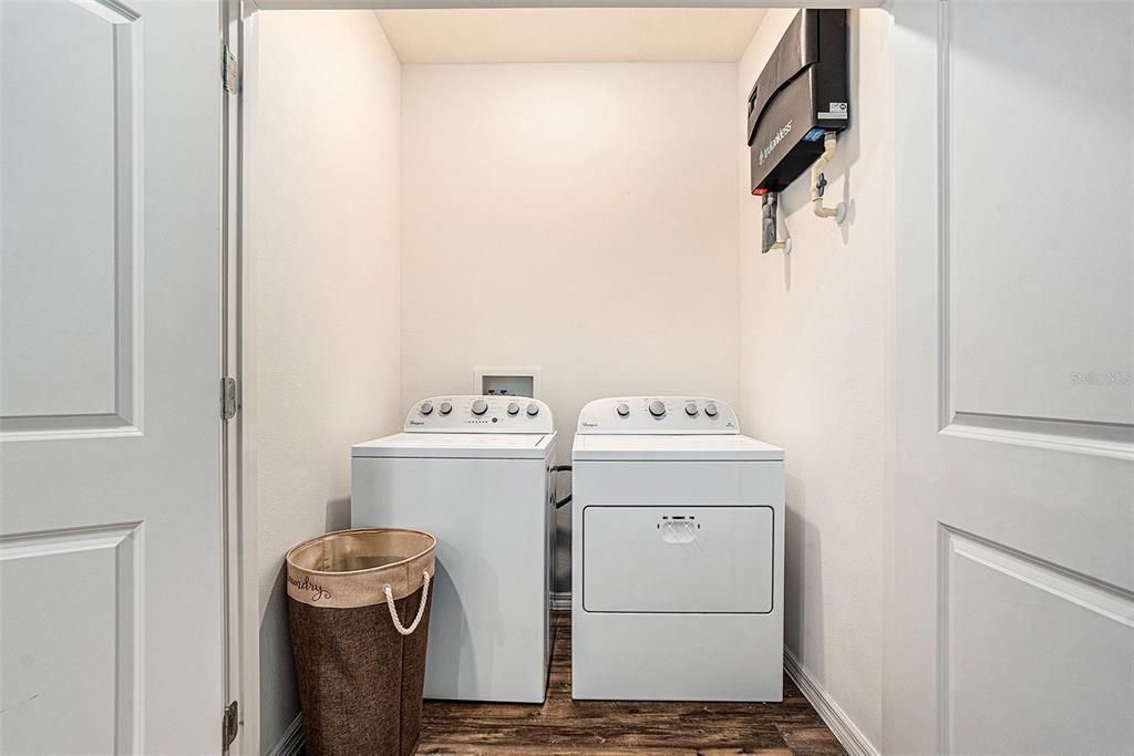 待售: $281,500 (3 贝兹, 2 浴室, 1652 平方英尺)