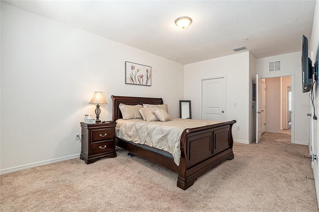 待售: $281,500 (3 贝兹, 2 浴室, 1652 平方英尺)