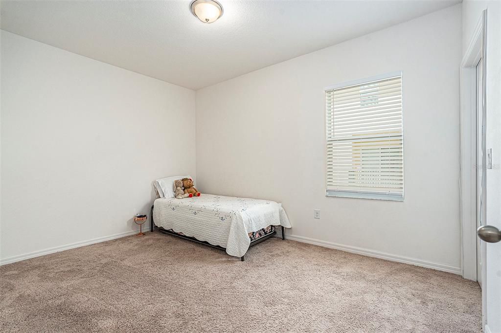 待售: $281,500 (3 贝兹, 2 浴室, 1652 平方英尺)