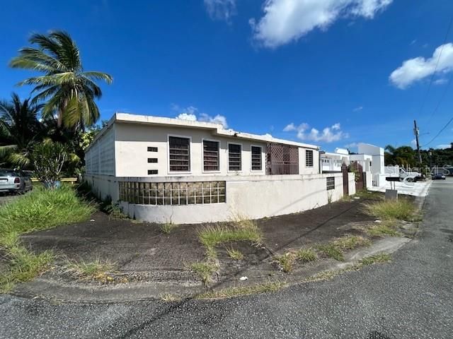 Vendido Recientemente: $85,000 (3 camas, 1 baños, 900 Pies cuadrados)