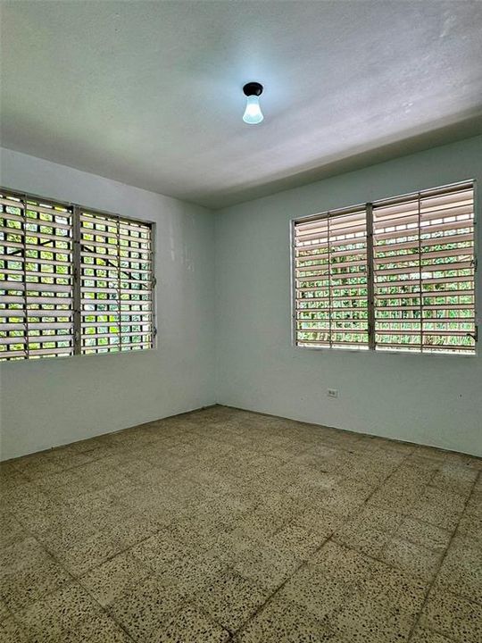 En Venta: $178,000 (3 camas, 1 baños, 1181 Pies cuadrados)