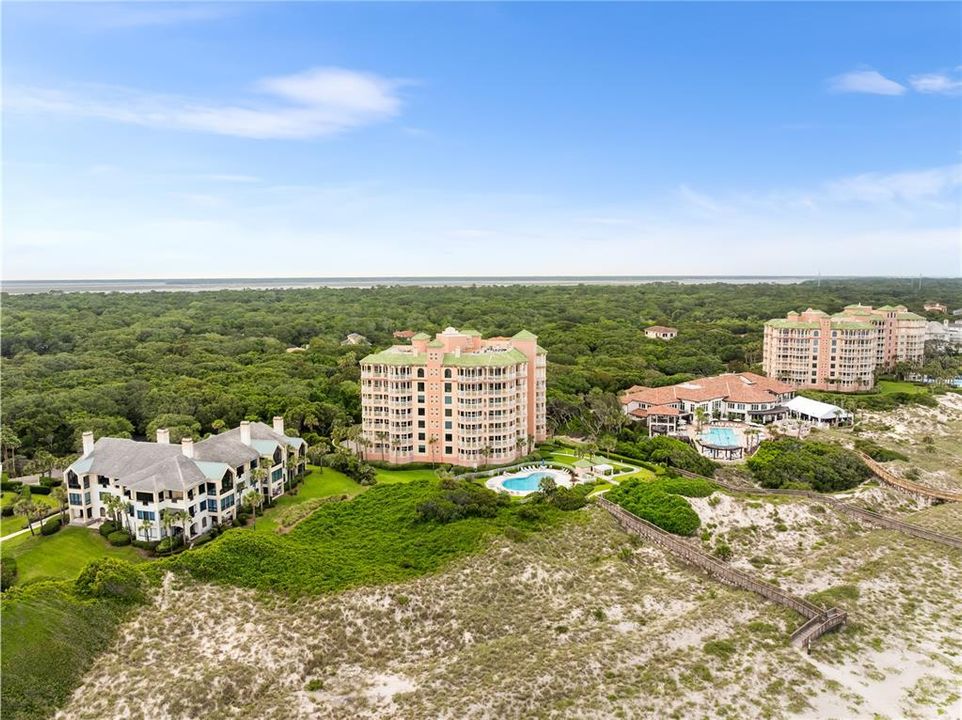 For Sale: $2,499,999 (3 beds, 3 baths, 3230 Square Feet)