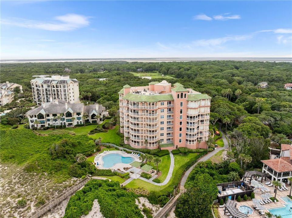 For Sale: $2,499,999 (3 beds, 3 baths, 3230 Square Feet)