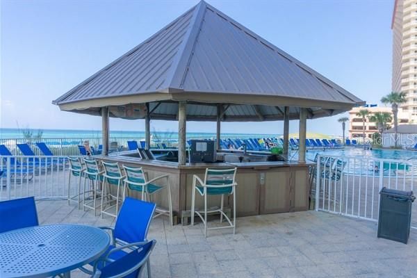 待售: $599,000 (2 贝兹, 2 浴室, 1299 平方英尺)