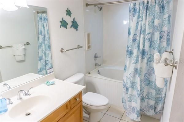 待售: $599,000 (2 贝兹, 2 浴室, 1299 平方英尺)