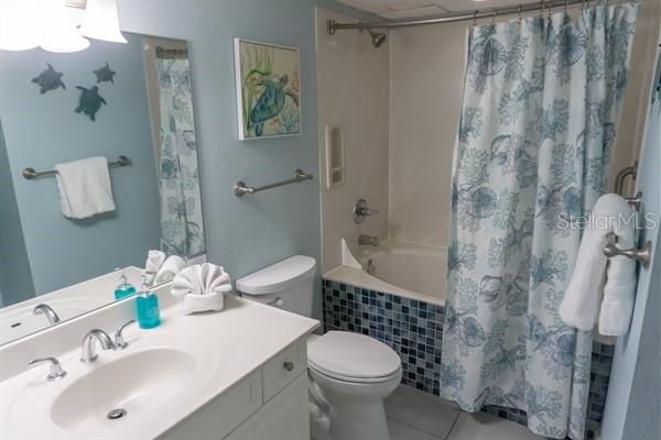 待售: $599,000 (2 贝兹, 2 浴室, 1299 平方英尺)