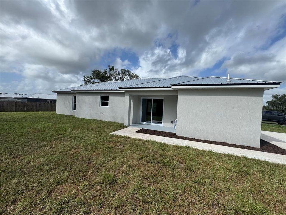 На продажу: $264,900 (3 спален, 2 ванн, 1483 Квадратных фут)