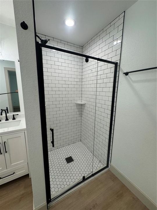 На продажу: $264,900 (3 спален, 2 ванн, 1483 Квадратных фут)