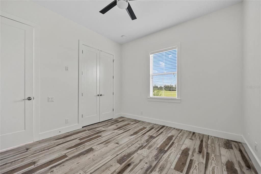 En Venta: $650,000 (3 camas, 3 baños, 2321 Pies cuadrados)