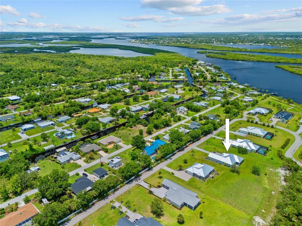 En Venta: $650,000 (3 camas, 3 baños, 2321 Pies cuadrados)